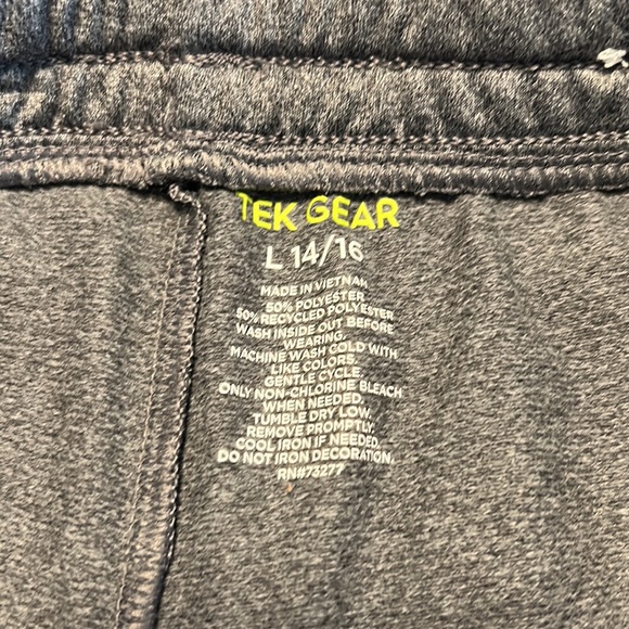 EUC Tek Gear pant size Large - Picture 2 of 3
